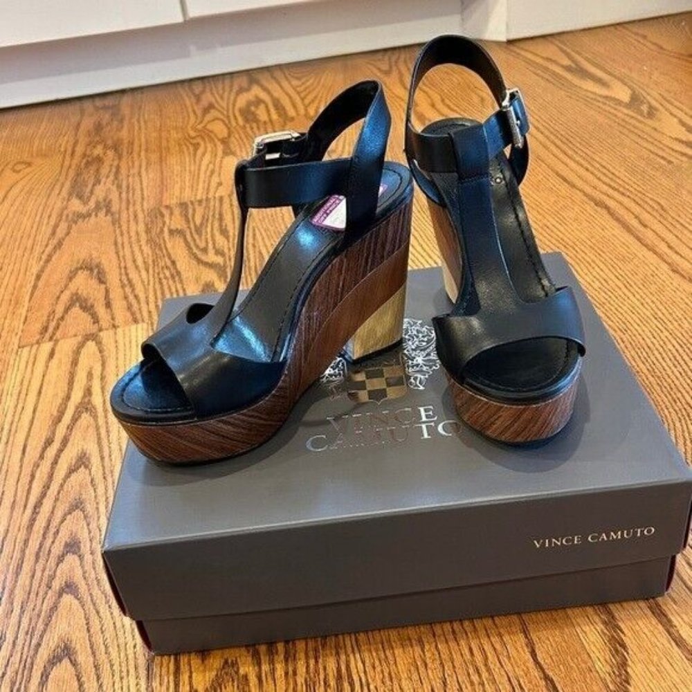 Gorgeous Vince Camuto Brown Wood Wedges with T Strap [NEW IN BOX] Size 7.5